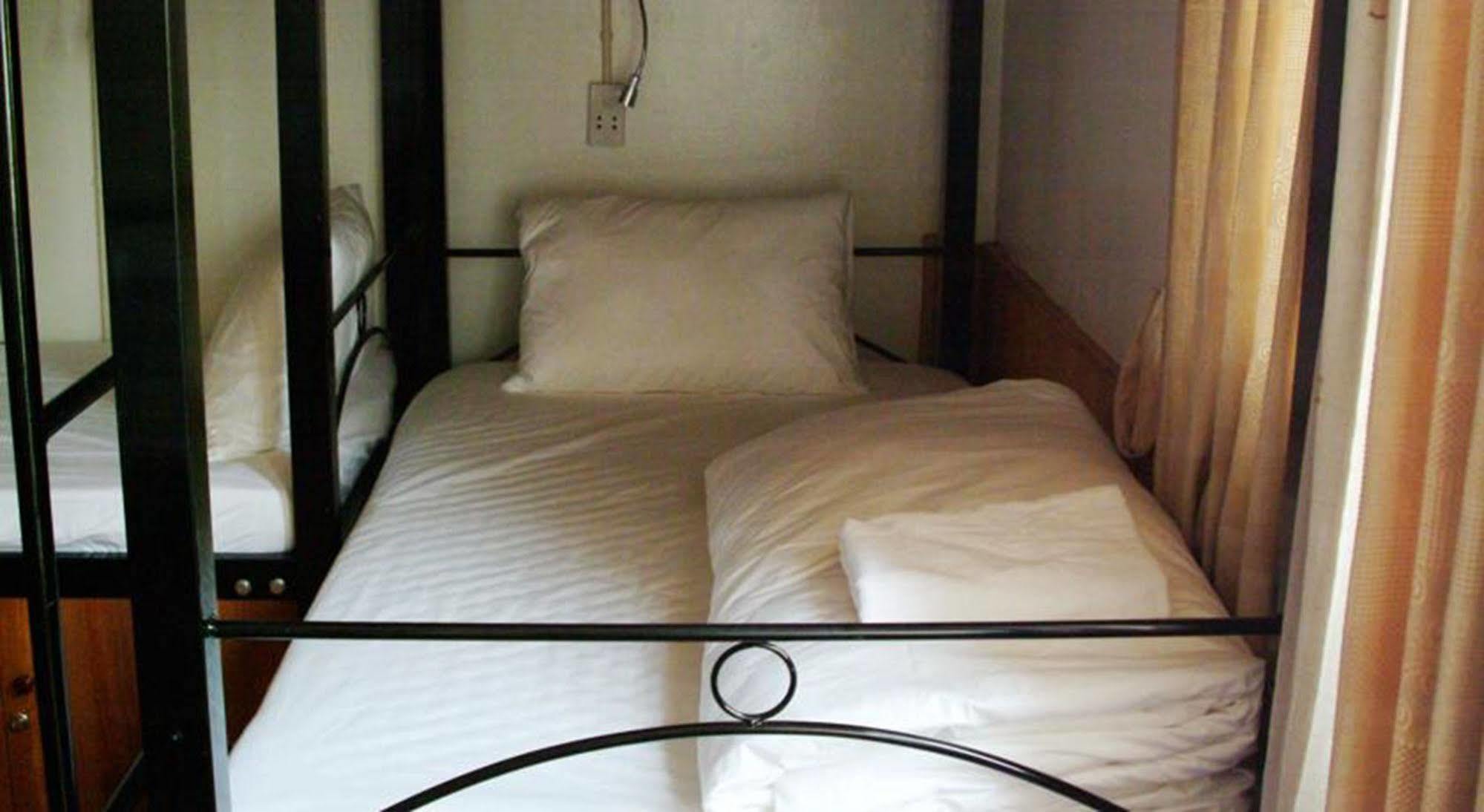 Hanoi Sports Hotel Buitenkant foto